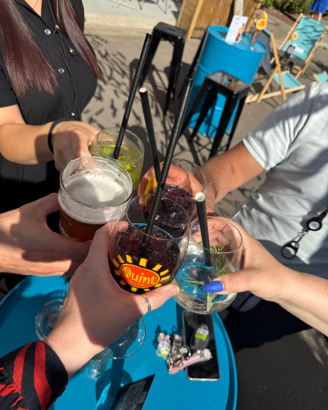 the hive boissons bar