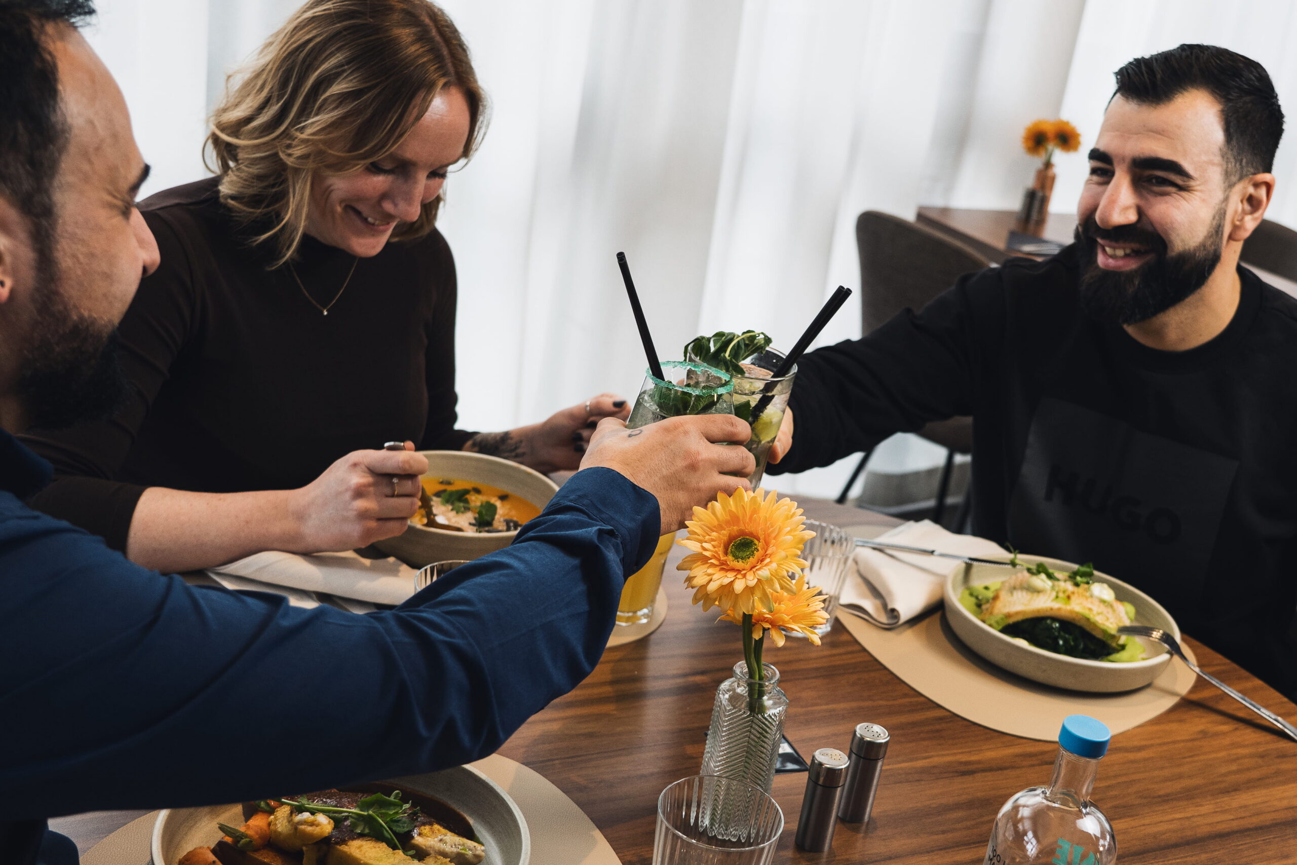 ambiance the hive scaled